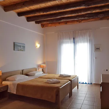 Apartamento Niki Lutró