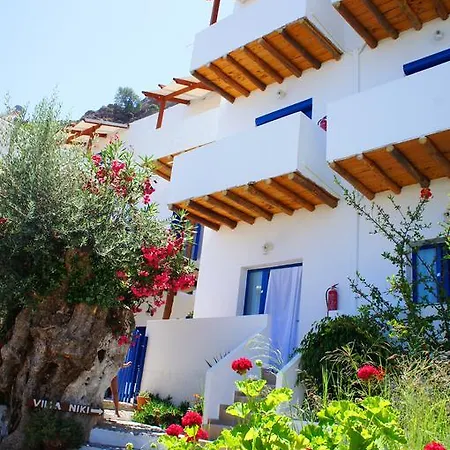Niki Apartment Loutro