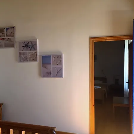 Niki Apartment *